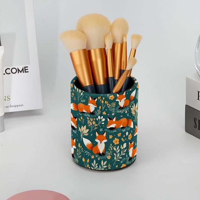 Faux Leather Pen Holder for Desk, Pencil Organizer Cartoon Little Fox Pen Cup Desk Decor Makeup Brush Holder Storage for Office Home