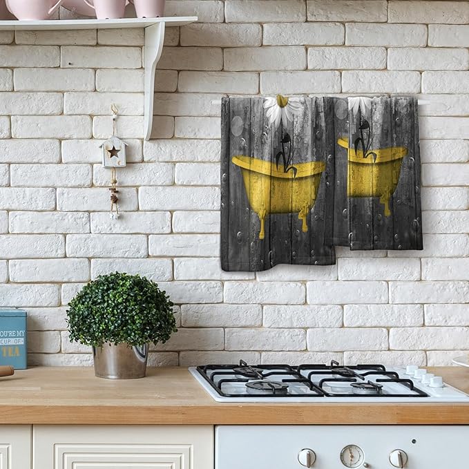 Giwawa Rustic Daisy Wooden Towels Set of 2- Bright Yellow Flower Shower in Bathtub Bubble on Vintage Country Barn Board- Farmhouse Plank Hand Face Fingertip Towel for Bathroom Guest Decor