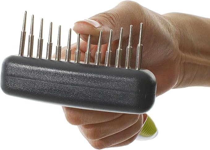 Kruuse Buster Flexible Undercoat Rake 13 Long Pins Green – Gentle Grooming Tool for Dogs