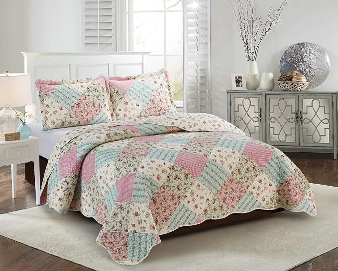 Brilliant Sunshine Pink & Green Roses Pillowshams Set, 20"x26"+2" | Patchwork Design, Quilted Standard Pillowcases, Washable Scallop Edge Pillow Covers, Pack of 2