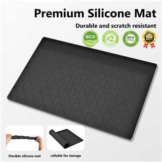 MateeyLife Silicone Waterproof Mat for Dog & Cat Food Mat 19"X12" | BPA-Free Non-Slip Pet Feeding Mat, Dog Food Tray for Food & Water Bowls, Protect Floor Against Spills, Classic Black