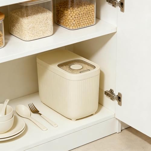 Airtight Rice Storage Container, Dry Food Dispenser with Transparent Sealed Lid for Kitchen Pantry Organization for Storing Rice, Cereal, Flour, Pet Food and Other Dry Ingredients (Red, L)