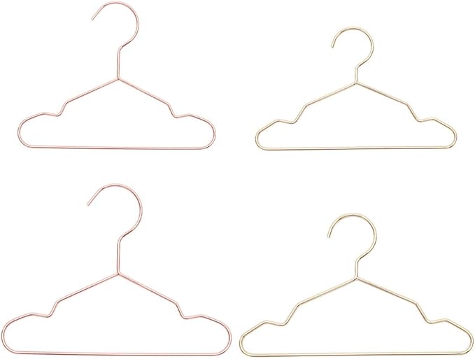 jojofuny 4pcs Iron Dog Clothes Hangers for Pet Apparel Small and Medium Size Sturdy Pet Clothes Organizer Random Color