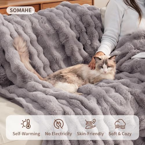 SOMAHE Soft Faux Fur Cat Blanket, Washable, Small 22x18 Dark Gray