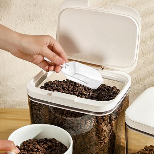 Airtight Cat Food Storage Container | 6.0 Qt/5.5 L Dry Cat Food Bin With Food Scoop |Hold up to 4~5lbs of Pet Food or Kibble|Clear BPA Free