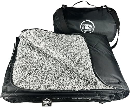 DOWN UNDER OUTDOORS Waterproof 350 GSM Fleece or Sherpa Stadium Blanket