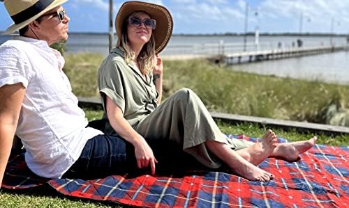 DOWN UNDER OUTDOORS Waterproof 350 GSM Fleece or Sherpa Stadium Blanket