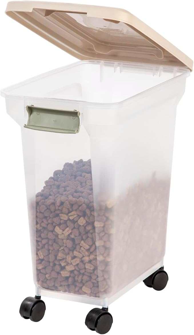 28 Quart Airtight Pet Food Storage CC97371