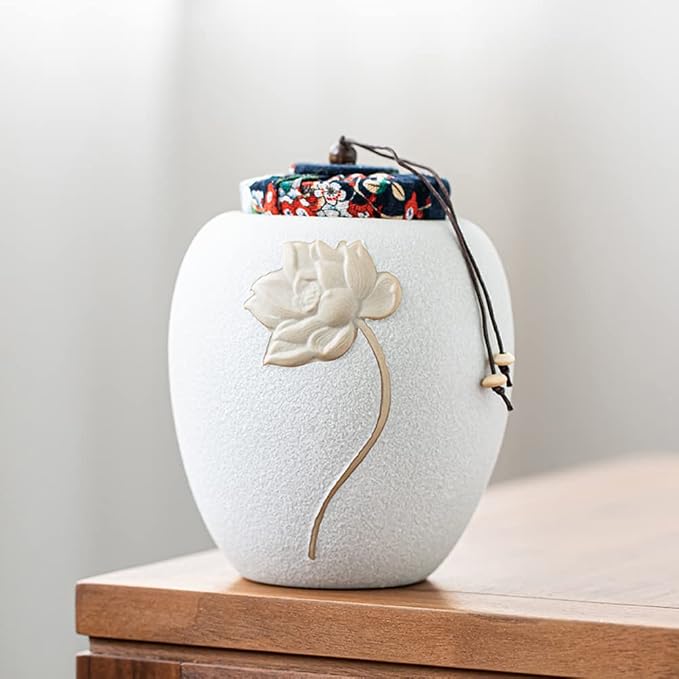 Ceramic Tea Canister with Sealed Lid and Wooden Scoop,Tea Caddy Storage with Airtight Lid,Ceramic Jars,Portable Food Storage Containers Sealed Tea Tins Can,White