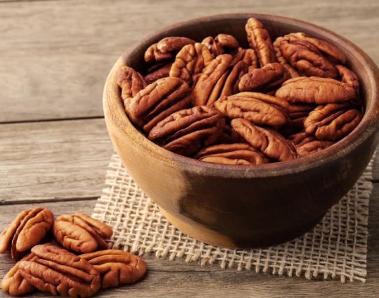 Fresh Pecan Halves, Bulk Nuts 4-Pound.Raw Pecans Unsalted, Pecans for Baking, Cooking & Snacks. Healthy Snack for Adults and even pets with a bonus caddy container
