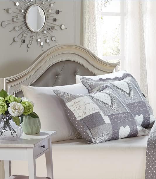 Brilliant Sunshine Grey Heartlove Pillowshams Set, 20"x26"+2" | Patchwork Design, Quilted Standard Pillowcases, Washable Scallop Edge Pillow Covers, Pack of 2