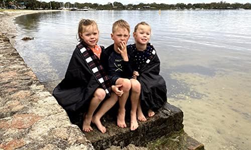 DOWN UNDER OUTDOORS Waterproof 350 GSM Fleece or Sherpa Stadium Blanket