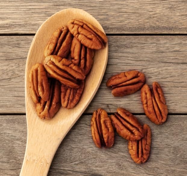 Fresh Pecan Halves, Bulk Nuts 4-Pound.Raw Pecans Unsalted, Pecans for Baking, Cooking & Snacks. Healthy Snack for Adults and even pets with a bonus caddy container