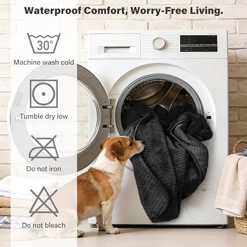 Catalonia Waterproof Dog Blanket, Reversible Leakproof Furniture Protector | Black Fleece Mat for Small to Large Dogs & Cats, Helps Protect Sofa, Bed & Couch from Liquids, Urine & Messes, 30 x 40 Inches