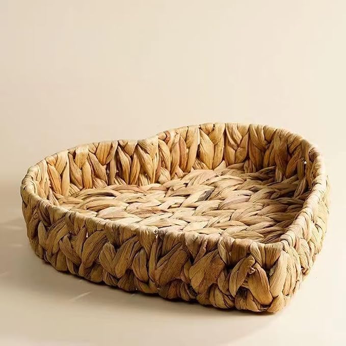 Set of 3 Heart Wicker Storage Baskets | Hand-Woven Natural Water Hyacinth Storage Baskets Stackable Pantry Organizers and Storage for Shelves Bathroom Kitchen
