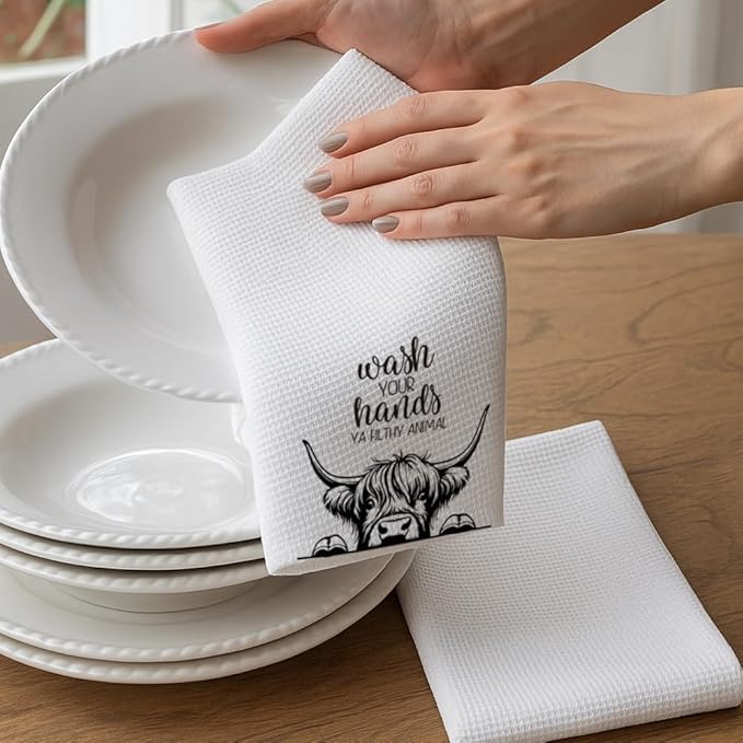 Cute Highland Cow Kitchen Towels Decor for Farmhouse,Highlands Cows Theme Dish Towels Gifts for Women Mom Nieces Grandma Friend,Highland Cow Hand Towel for BathroomDrying Cloth Tea Towel