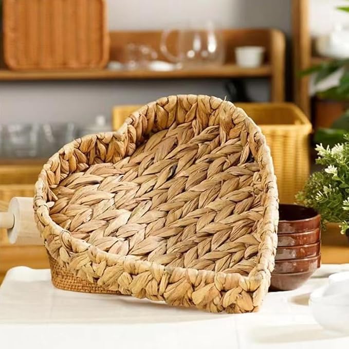 Set of 3 Heart Wicker Storage Baskets | Hand-Woven Natural Water Hyacinth Storage Baskets Stackable Pantry Organizers and Storage for Shelves Bathroom Kitchen
