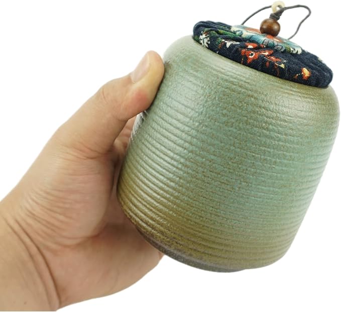 KKEKOS Handmade Green Clay Porcelain Tea Tin Tea Storage Tea Caddy Tea Canister Container Traditional Tea Jar (TYPE1)