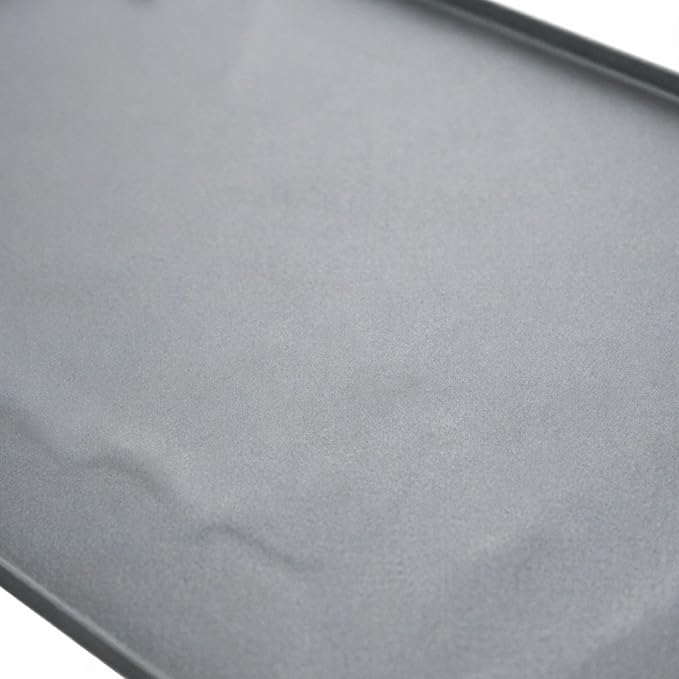 Pee Pad Holder - Silicone Tray, Spillproof Non Slip Pet Training Accessory