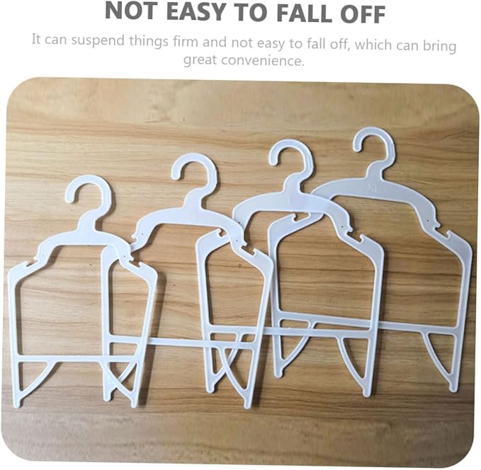 Happyyami 15pcs Pet Clothes Hangers for Dog Costumes Plastic Hangers Non- Design for Organizing Pet Apparel Lightweight and Windproof for Outdoor Use
