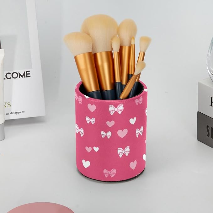 Faux Leather Pen Holder for Desk, Pencil Organizer Hearts and Bows Pen Cup Desk Decor Makeup Brush Holder Storage for Office Home