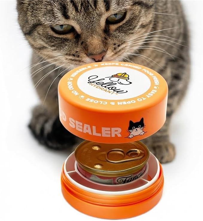 Canned Cat Food Storage Container Patent Pending Reusable Airtight Can Cover Pet Food Sealer - Keeps Cat Food Container Sealed and Fresh in the Fridge, Eliminates Odor (1 pack)