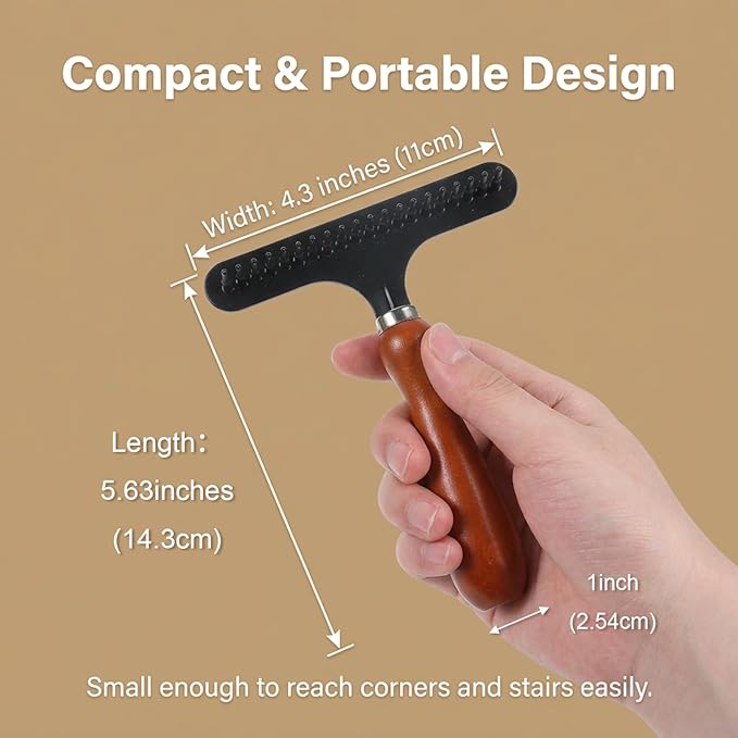 Portable Carpet Rake Hand Held Carpet Rake for Restoration Matted & Shag Rug Groomer and Hair Cleaner Suitable for Carpets Making Carpets Fluffy Again (5.6 x 4.3 inches 1 Piece)
