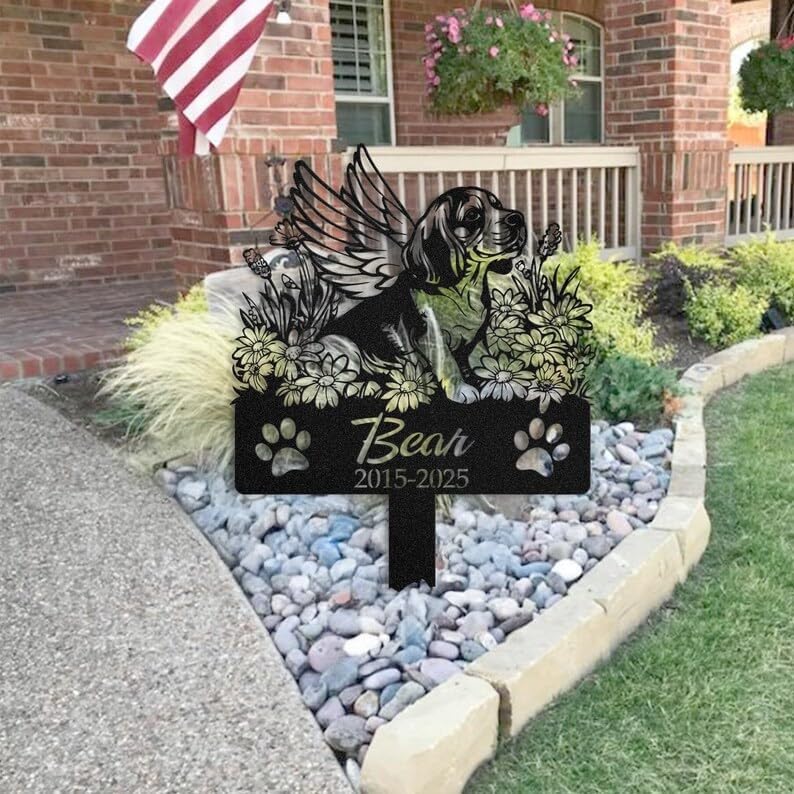 Personalized Beagle Garden Stake, Custom Pet Loss Gift, Garden Tribute