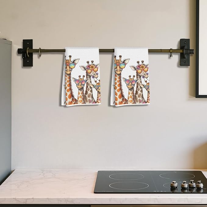 Hanamiya Na 2 Pcs Funny Giraffe Kitchen Towels 24x14 Inch, Giraffes Reusable Dish Towels for Kitchen Bathroom Decor, Waffle Weave Hand Cloth Tea Towel, Giraffe Gifts for Women Friend Boys Girls