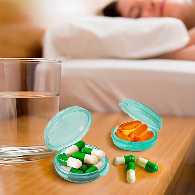 UHOUSE Small Pill Box (3 Pack), Daily Mini Pill Organizer Portable for Purse Pocket,Travel Pill Case Medicine Storage Container Earplug Case(Green)