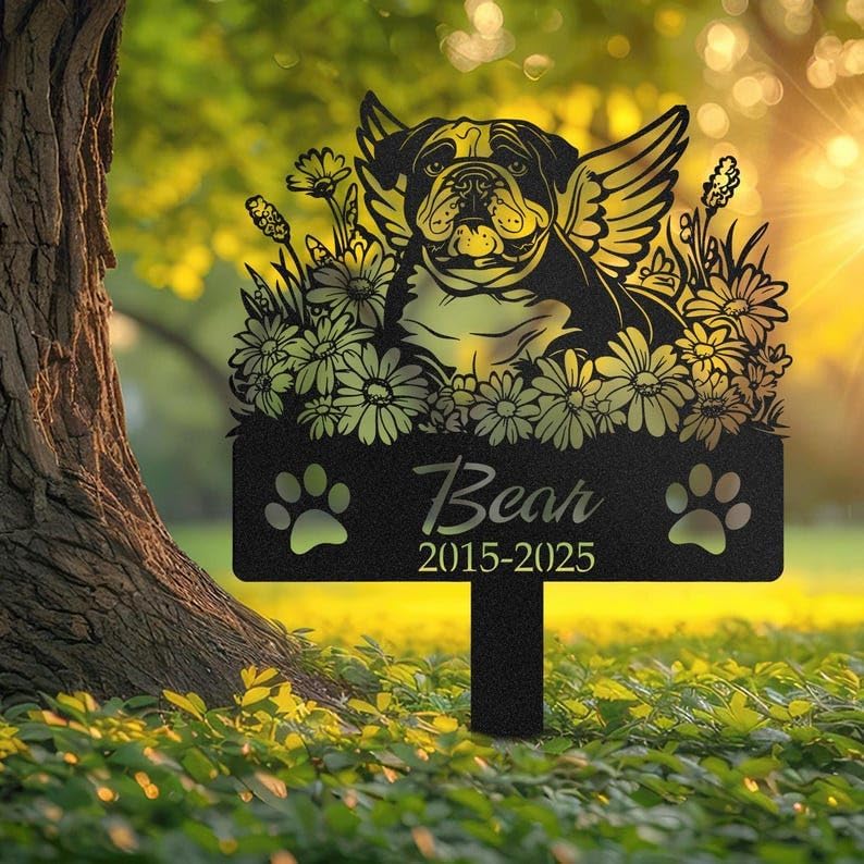 Custom English Bulldog Dog Memorial Stake, Outdoor Dog Tribute Grave Marker | Pet Memorial Gifts for Dogs, Grave Marker, Grave Decorations for Cemetery, Dog Dad Gifts, Back Yard, Garden Decor