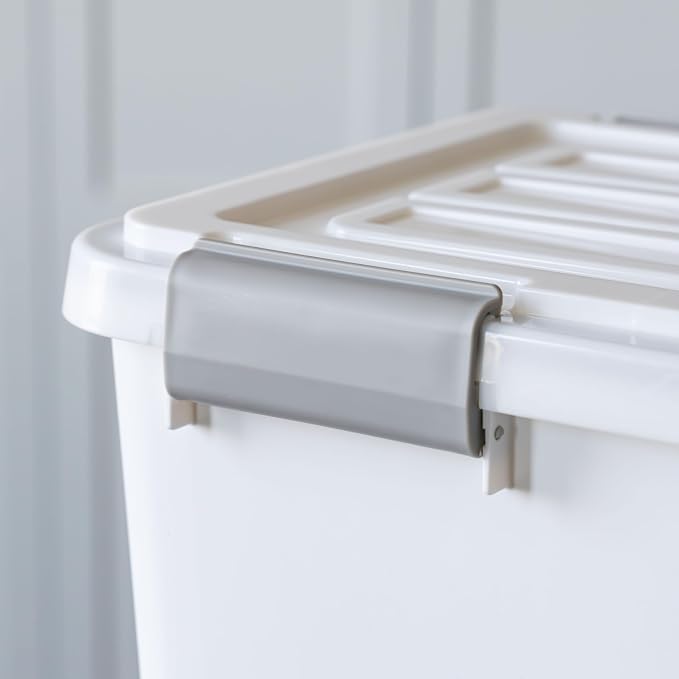 IRIS USA Dog Food Storage Container, Up to 30 lbs, White, Made in USA | Includes 2-Cup Sccop, Stacklable, BPA-Free, 4 Secure Latches, Bird Seed, Chicken Feed, Pellets, Camping
