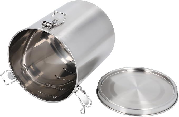 Metal Dog Food Storage Container, Stainless Steel Airtight Pet Food Canister with Lid, Cat Dog Food Holder Bin Cookie Jar Treats Container for Home Kitchen Farmhouse (2500ML)