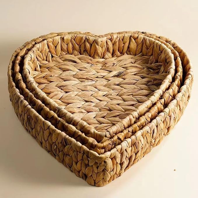 Set of 3 Heart Wicker Storage Baskets | Hand-Woven Natural Water Hyacinth Storage Baskets Stackable Pantry Organizers and Storage for Shelves Bathroom Kitchen