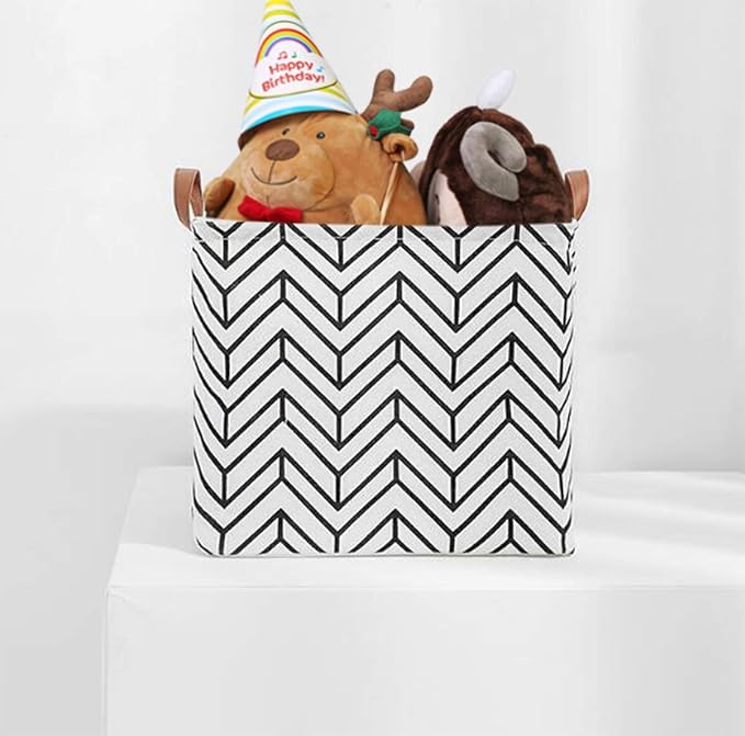 Square Storage Basket Fabric Organizer Bin for Toys,Books,Clothes,Gifts,Pets-Perfect for Home,Office,Nursery,Dorm,Shelf, Gift Baskets(Geometric)