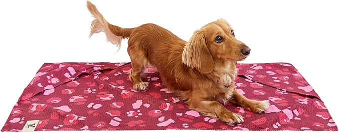 Dock & Bay Pet Towel - Super Absorbent & Quick Drying Dog Towels with Bag - 100% Recycled - Pink Paws, Large (120x70cm, 47x27)