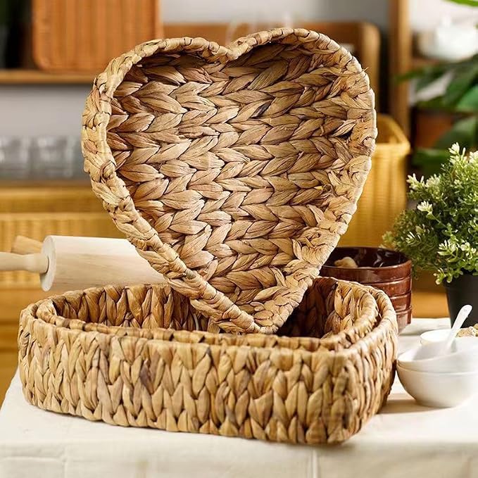Set of 3 Heart Wicker Storage Baskets | Hand-Woven Natural Water Hyacinth Storage Baskets Stackable Pantry Organizers and Storage for Shelves Bathroom Kitchen