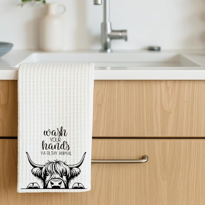 Cute Highland Cow Kitchen Towels Decor for Farmhouse,Highlands Cows Theme Dish Towels Gifts for Women Mom Nieces Grandma Friend,Highland Cow Hand Towel for BathroomDrying Cloth Tea Towel