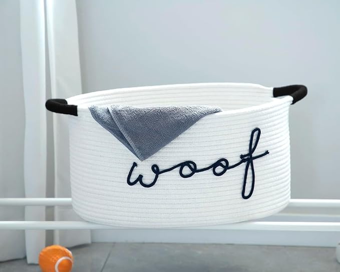 Triangle Woven Pet Toy Storage Bin with Carry Handle | Spacious organizer for dog toys, blankets and pet accessories, convenient storage bin to tidy up your pet supplies at home.