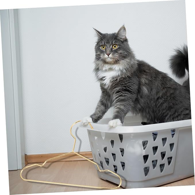 3pcs Clothes Hangers for Pet Garment Storage Pet Apparel Organizers Quality Design Strong Structure for Dog Clothing