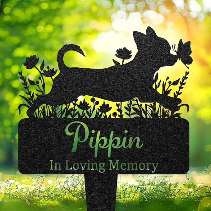 Personalized Chihuahua Dog Pet Grave Marker Custom Metal Memorial Stake Outdoor Yard Decor Garden Sign Pet Loss Gift Cemetery Decoration Rustproof Remembrance Plaque Name Dates