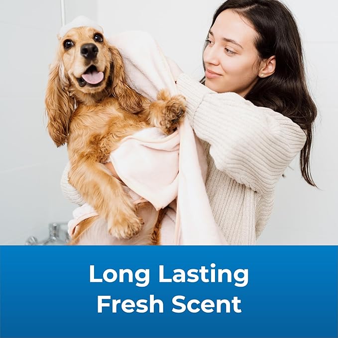 PetAg Fresh ’n Clean Scented Shampoo, Classic Fresh Scent - 32 oz - Moisturizes with Vitamin E & Aloe Vera - Strengthens & Repairs Coats - Soap Free