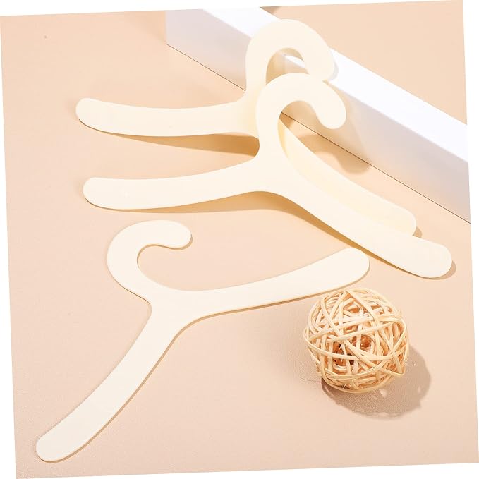 GANAZONO 40 Pack Pet Clothes Hangers for Cat Clothes Drying and Storage | Plastic, Beige Finish, 19cm Size, Reusable Strong Structure, Closet or Shelf Organization