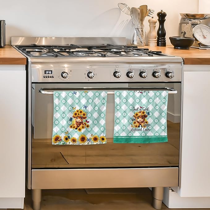 Highland Cow Kitchen Towels Set of 2 - Absorbent Dish Towels for Kitchen Drying, 17x26 Inch Farmhouse Western Cow Dish Towels Sunflower Plaid Design, Housewarming Gifts for Women Cows Lovers