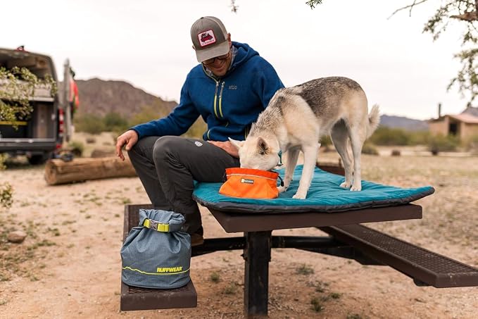 Ruffwear, Kibble Kaddie Dog Food Travel Bag, Basalt Gray | Roll-Down Closure Storage, Easy-Pour Spout, Compact Waterproof Odor-Sealing Liner with Stash Pocket, 10L/42 Cups