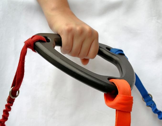 Triple Dog Leash Handle, 3 Way Dog Coupler Multi-Leash UTurn Handle with which you can walk 3 dogs on 3 leashes and untangle in seconds. Black.