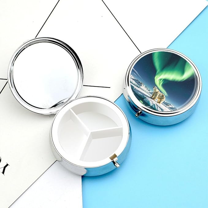 3 Compartment Medicine Pill Case, Northern Lights Polar Bear Round Pill Box, Portable Decorative Medicine Organizer for Pocket Or Purse Vitamin Organize