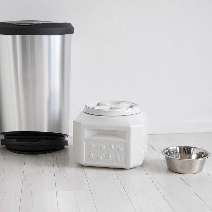 Gamma2 Vittles Vault Dog Food Storage Container with Airtight Lid, holds up to 10-15 Pounds of Dry Pet Food, Cat Kibble and Bird Feed, BPA Free, Made in USA, Without Scoop | Holds Dry Pet Food, Cat Kibble and Bird Feed, BPA Free, Made in USA