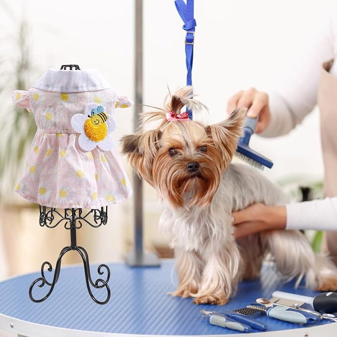 Pet Shop Clothing Holder Iron Dog Clothes Display Rack Lightweight and Easy to Carry Black Puppy Coat Hanger for Home Adornment and Pet Clothing Display