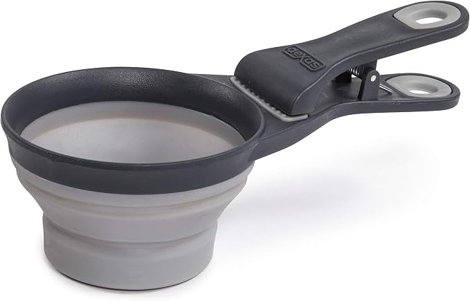 Dexas Popware for Pets Collapsible Klip Scoop, 3-in-1 Pet Food Scoop, Measuring Cup and Bag Clip, 1 Cup Capacity, Light Gray